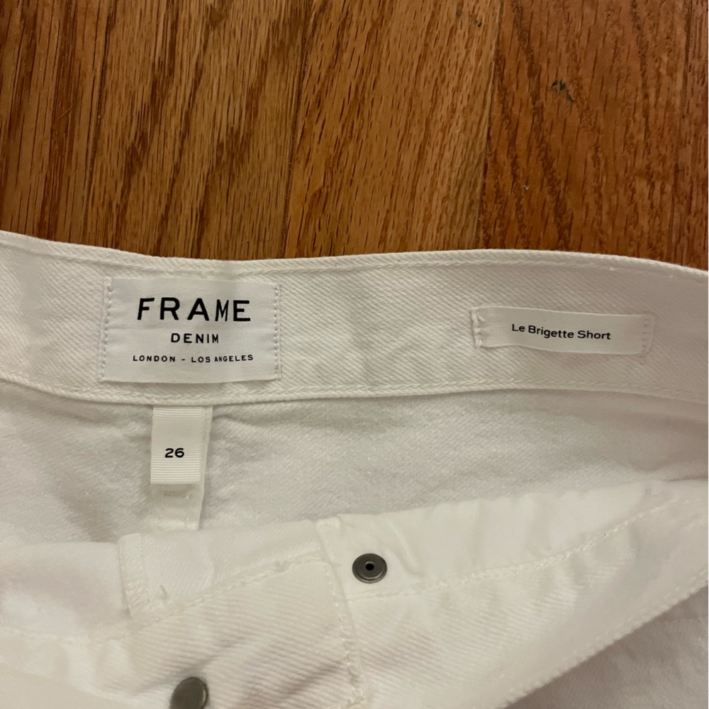 Frame shorts - Picture 2 of 2